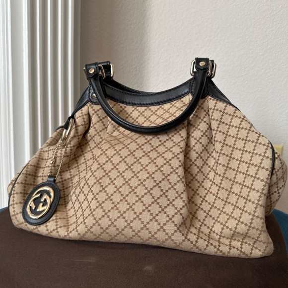 GUCCI Vintage BOHO shoulder bag (New) - Picture 14 of 17